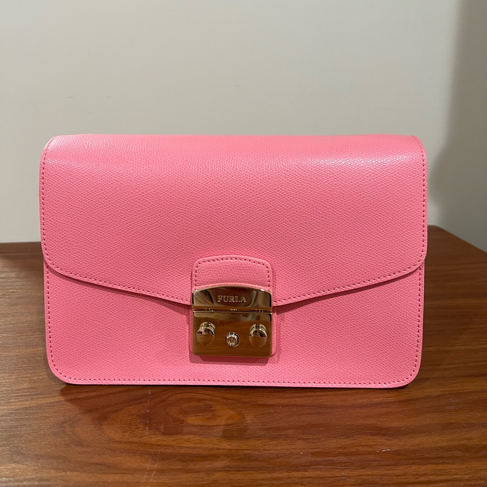 Furla Metropolis Shoulder Bag